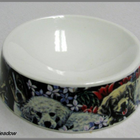 Howie’s Hearts Stoneware Bowls - Set of 2 - Dog not I… - Picture 3 of 3